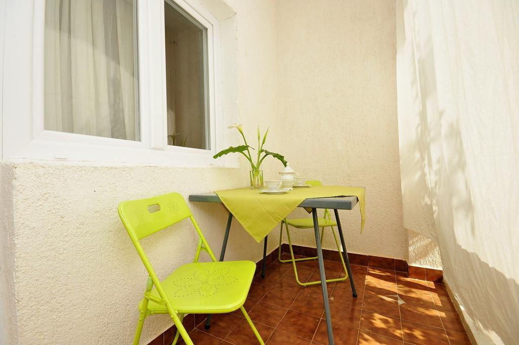 Apartments Toni Vodice Exterior photo