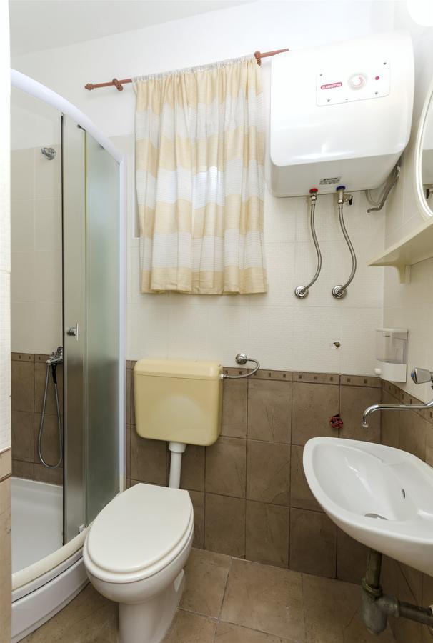 Apartments Toni Vodice Exterior photo